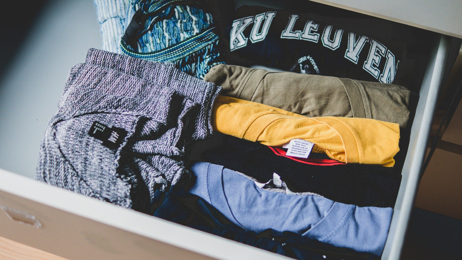 Men's Tops