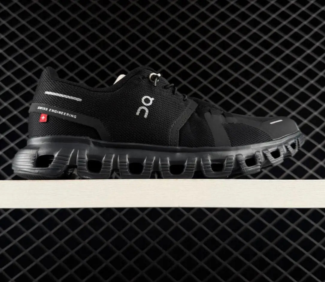 Cloudrift Slip Resistant Outdoor Walking Sneakers Unisex