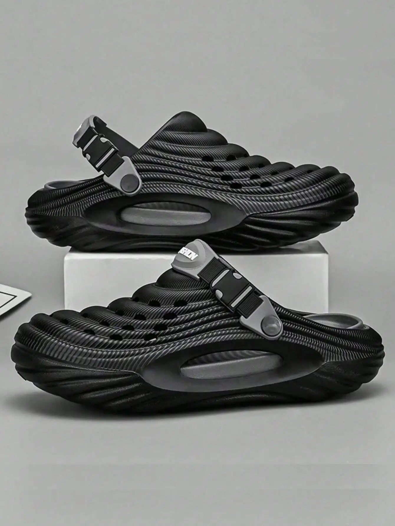 Mens Summer Outdoor Sandals Non Slip Closed Toe Beach Hiking Slides