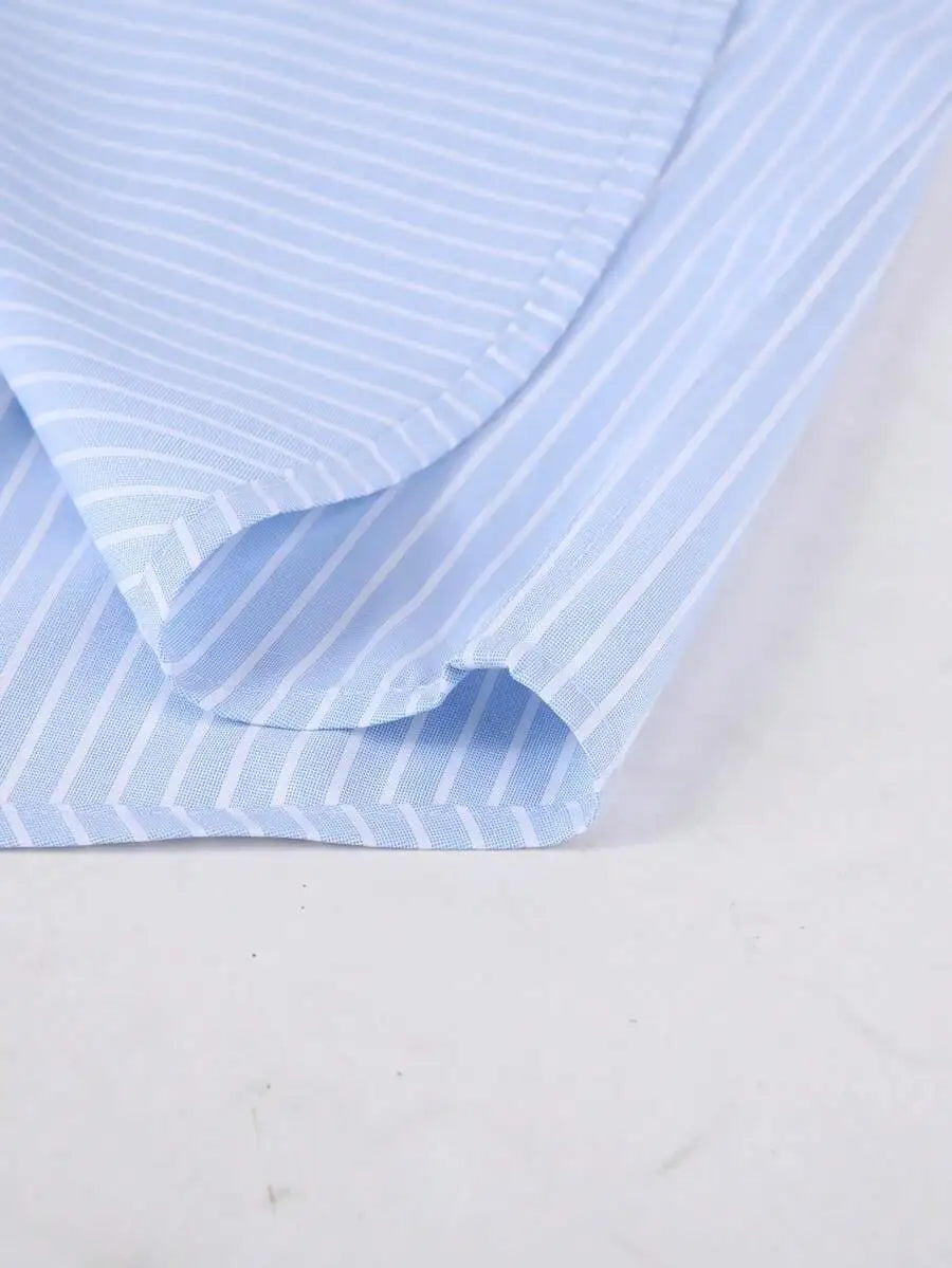 Men's Business Casual Striped Shirt With Contrasting Collar And Cuffs