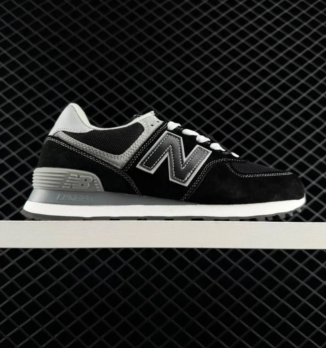Retro 574 Thick Sole Casual Sneakers For Men And Women