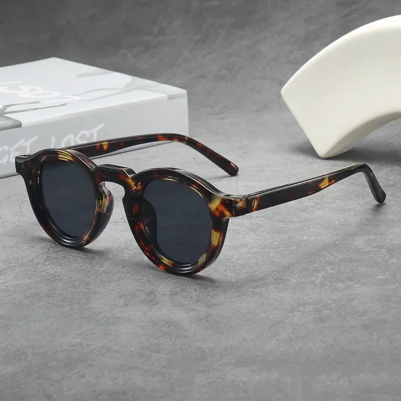 Chuban Round Sunglasses Women Men Fashion UV400 Clear Lenses
