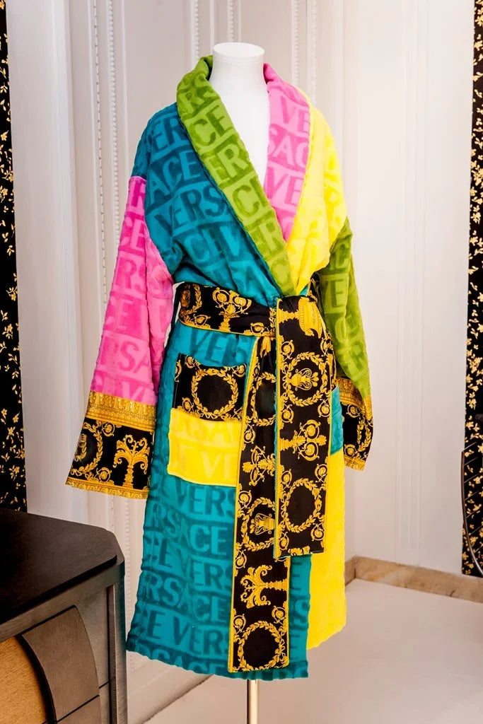 Luxury Plush Unisex Bathrobe With Sash Pockets Ultra Soft Comfort