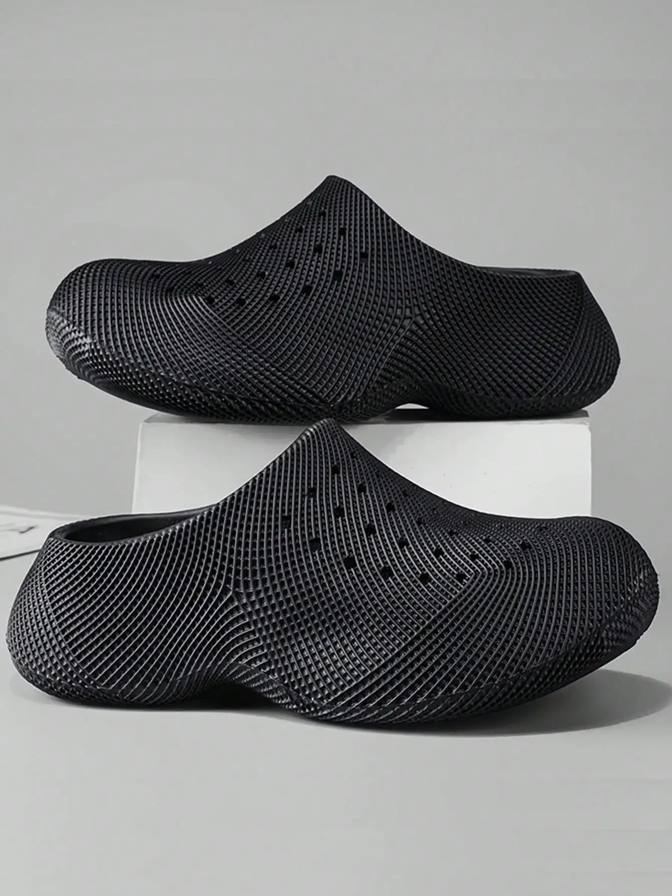 Mens Summer Outdoor Sandals Non Slip Closed Toe Beach Hiking Slides