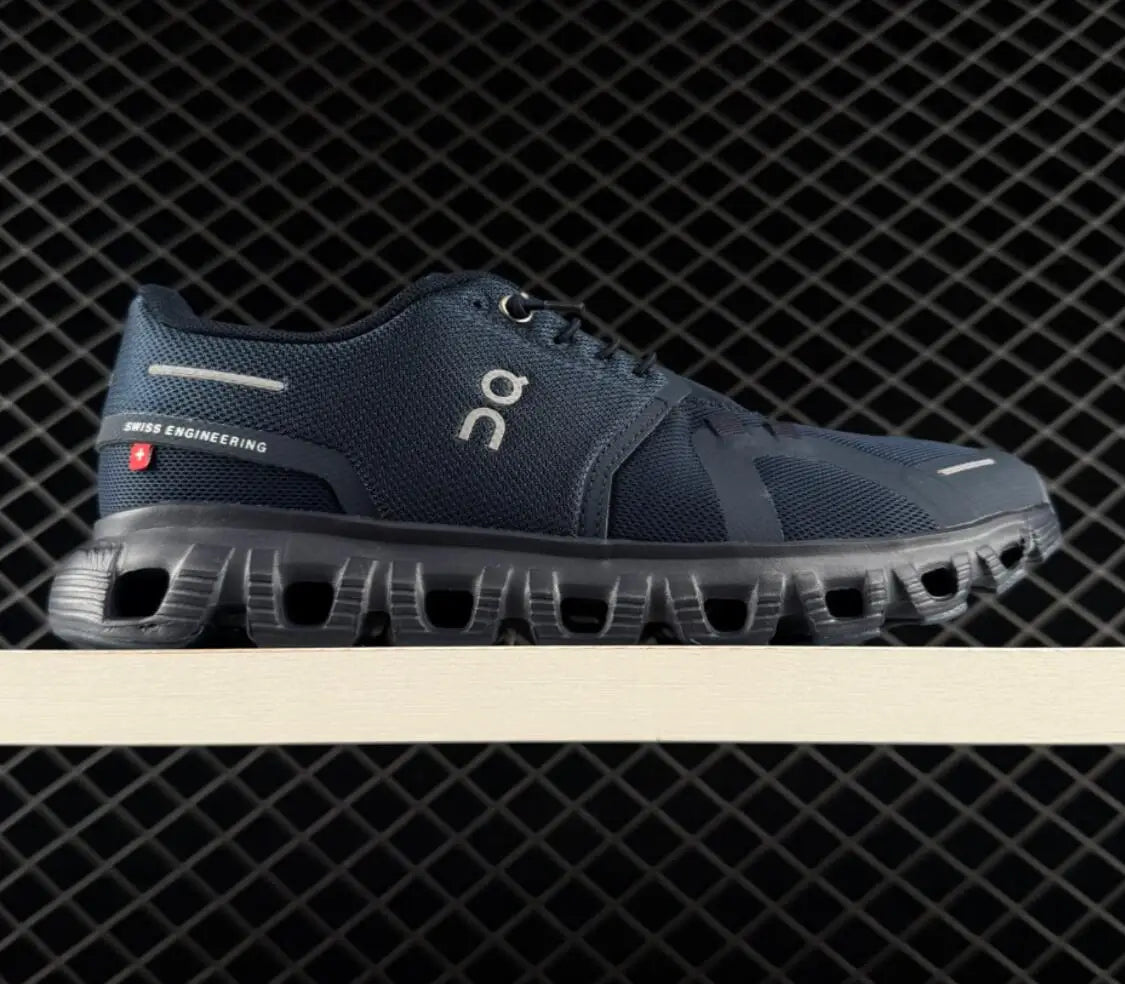 Cloudrift Slip Resistant Outdoor Walking Sneakers Unisex